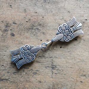 Gewandschliesse Raben Bronze oder Versilbert