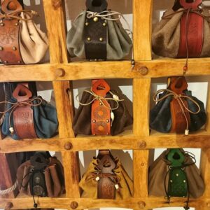 Frag nach welche Hand Made Beutel wir gerade an Lager Haben