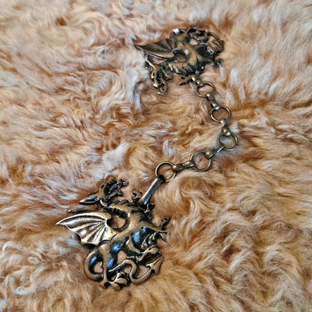 Drachen Fell oder Umhangschliesse - Image 3