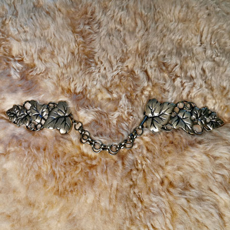 Blatt Fell oder Umhangschliesse - Image 6