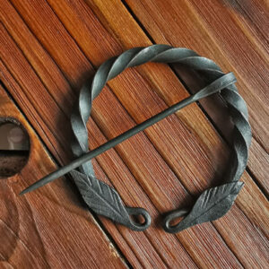 Geschmiedete Fibel Blatt