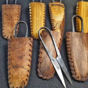 Frag nach welche Hand Made Scheren wir gerade an Lager Haben